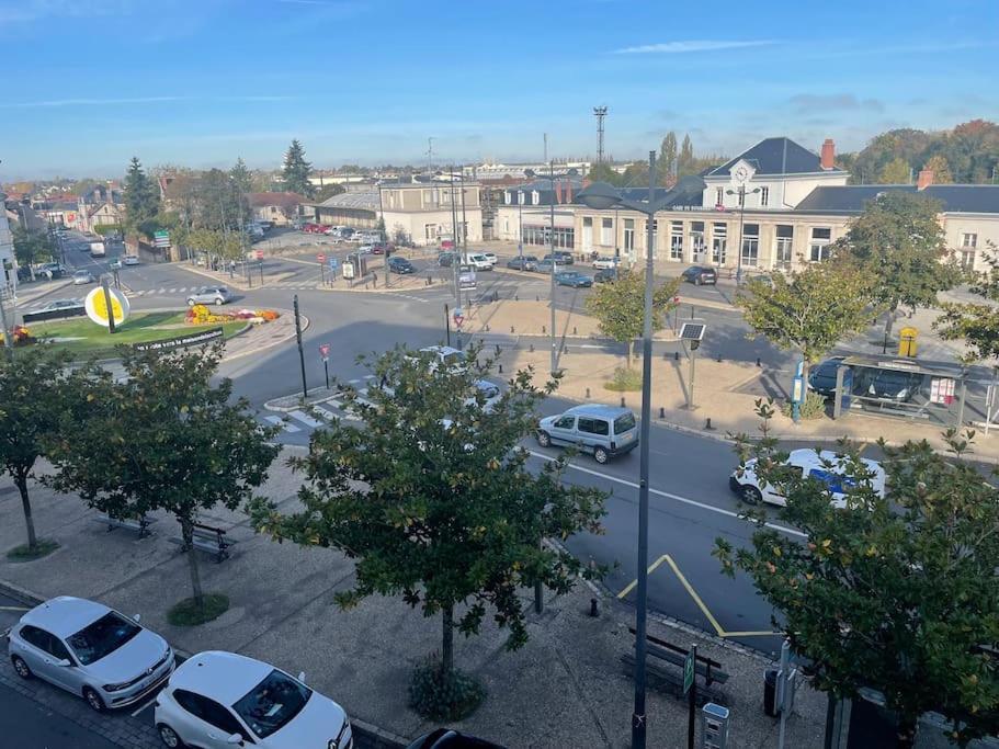 T2 4 Pers Face Gare Sncf Appart Hotel Le Cygne 3 Bourges Exterior foto